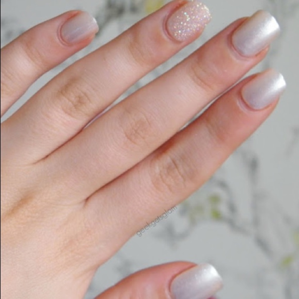 🌻3/$15 Champagne Shine with Glitter - Picture 5 of 5